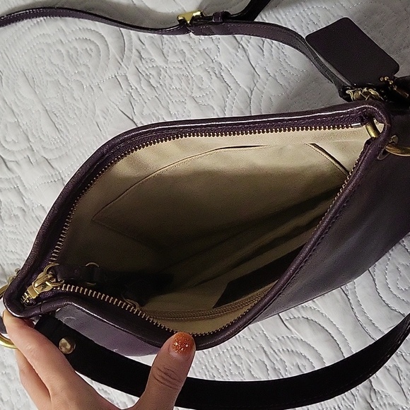 Coach crossbody - Picture 2 of 4